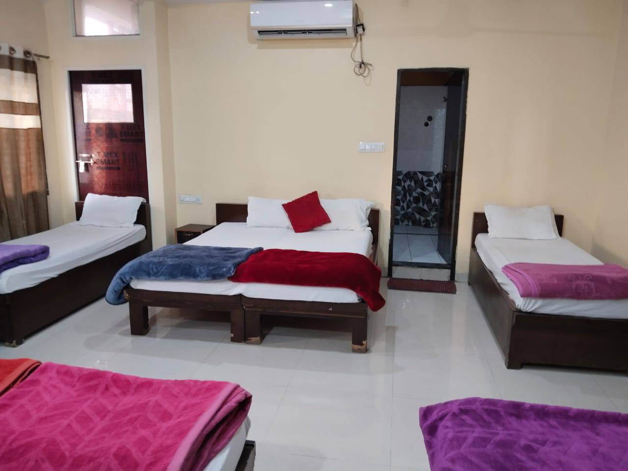 Hotel The Bliss Home Stay  